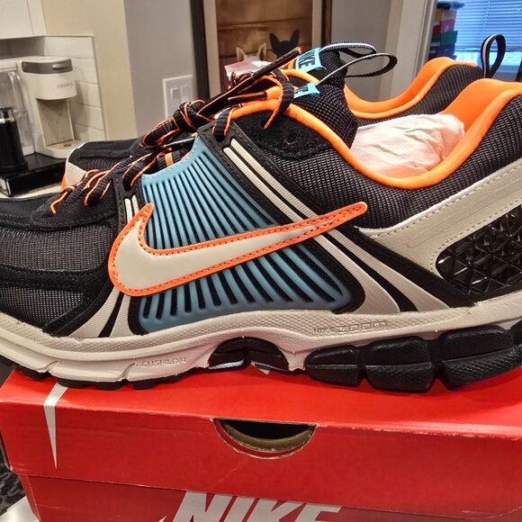 New Nike Air Zoom Vomero 5 Blue Orange Men's US Size 10 Wmns 11.5 FZ3963 010 NEW - Picture 6 of 10